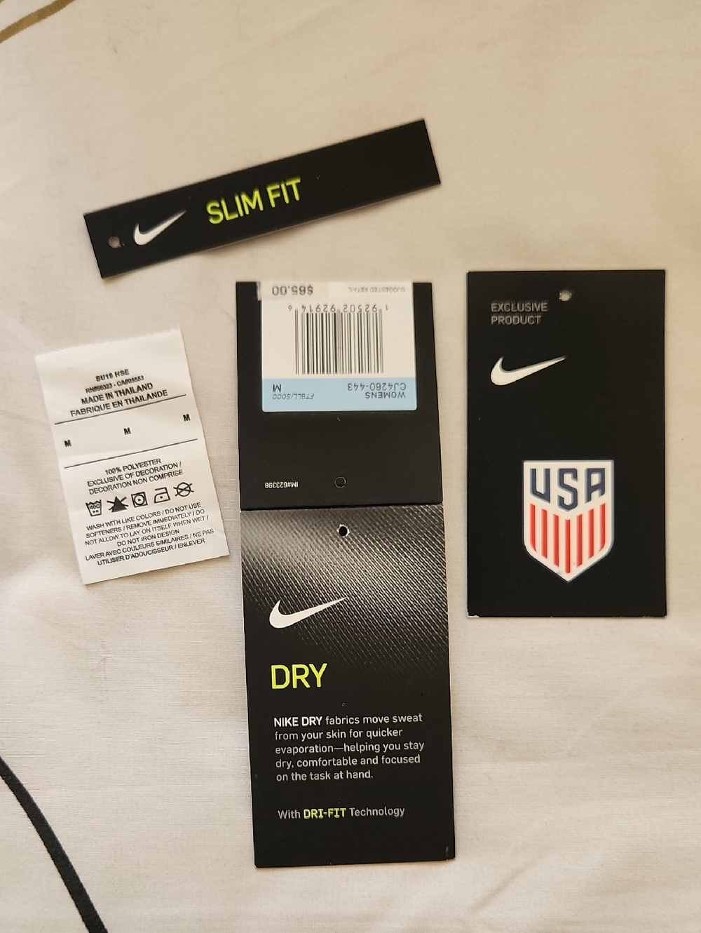 NIKE Blue and Red Short Sleeve Dry Fit Top Size M USA Soccer Jersey Shirt - Picture 9 of 10